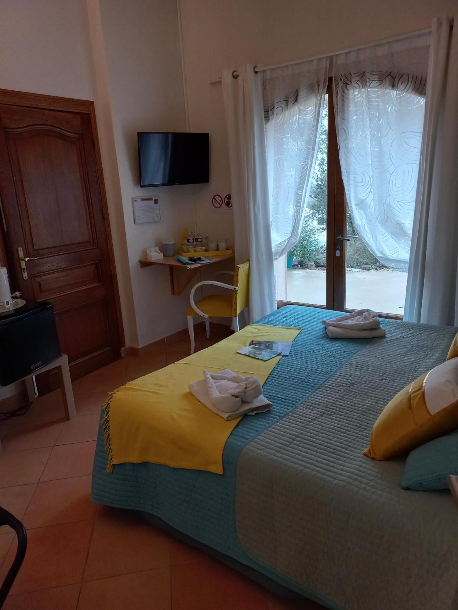 Villa Asunda B&B Spa & Sauna, Chambres D'Hotes Saint-Maximin Eksteriør bilde